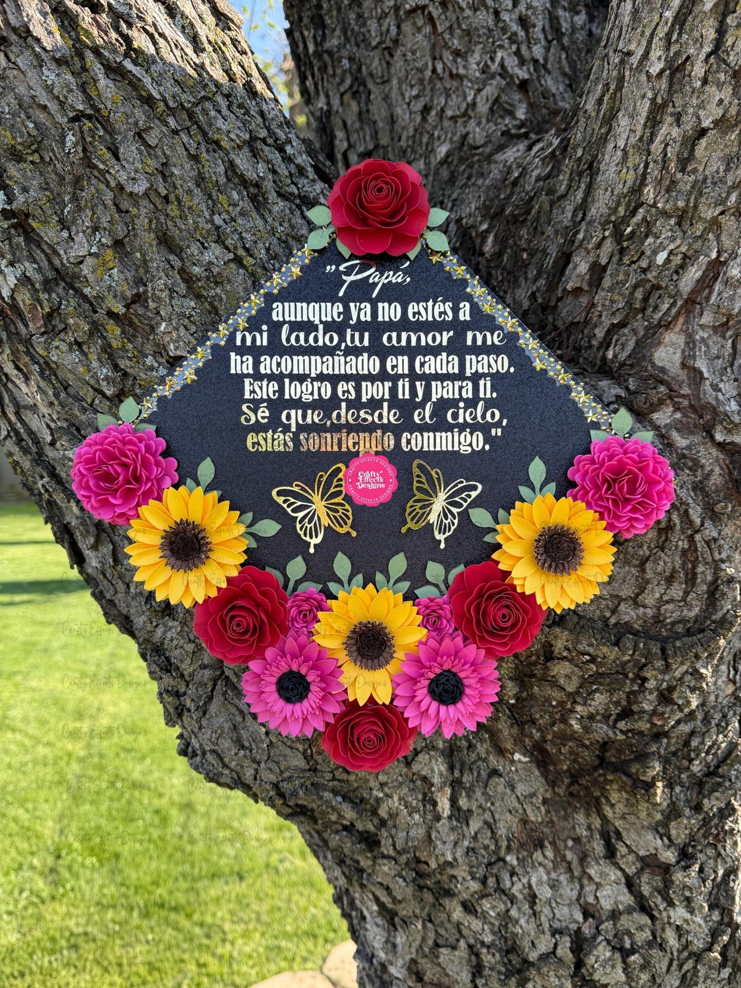 Adorno para birrete de graduación conmemorativo: Diseño floral hecho a mano para papá.
