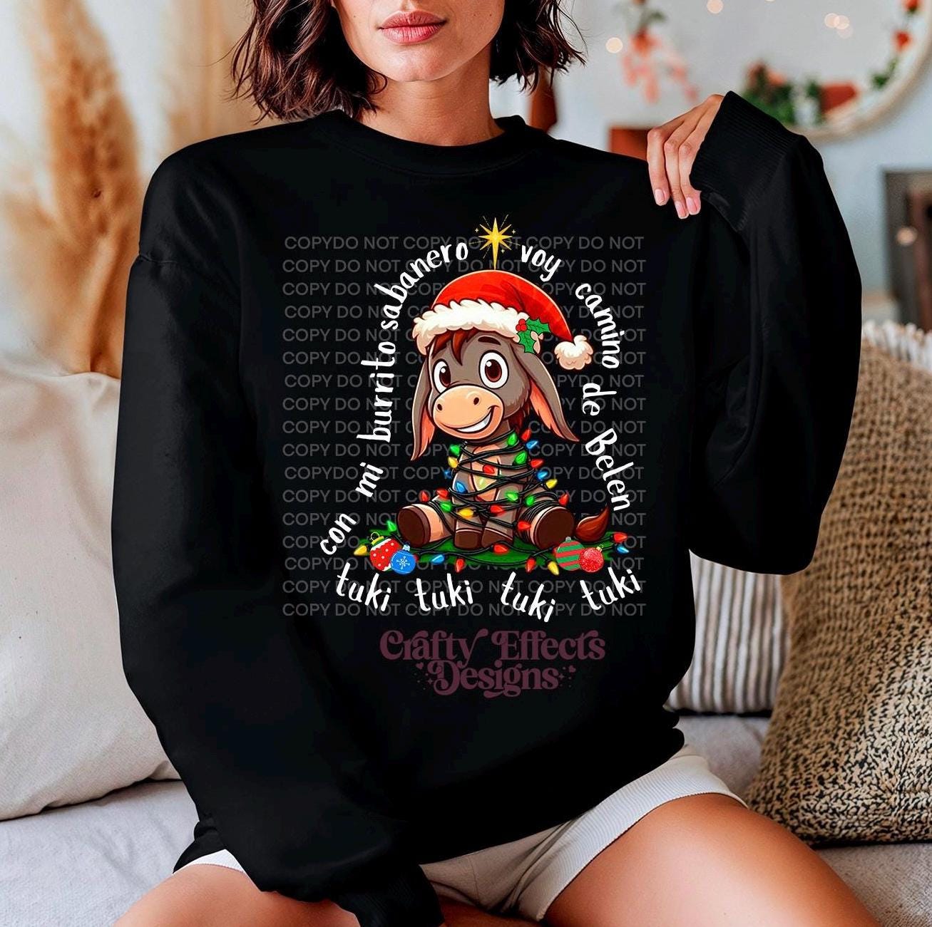 Tuki tuki Christmas Crewneck