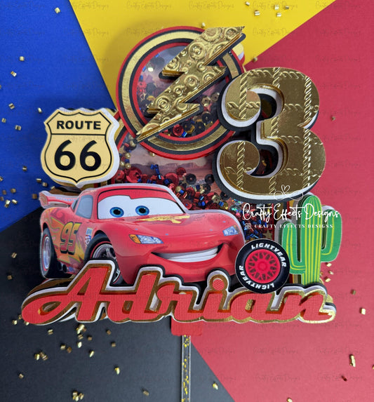 Adorno para tarta de Rayo McQueen: Decoración para fiesta de cumpleaños de Cars con confeti y luces LED