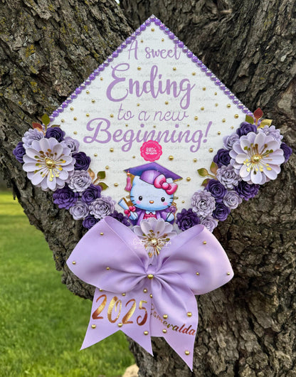 Adorno floral hecho a mano para birrete de graduación: Hecho a medida